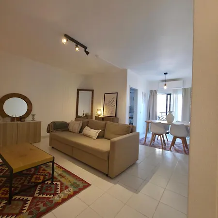 Appartamento Sunny Haven 4 Minutes Walk To The Da Rocha *
